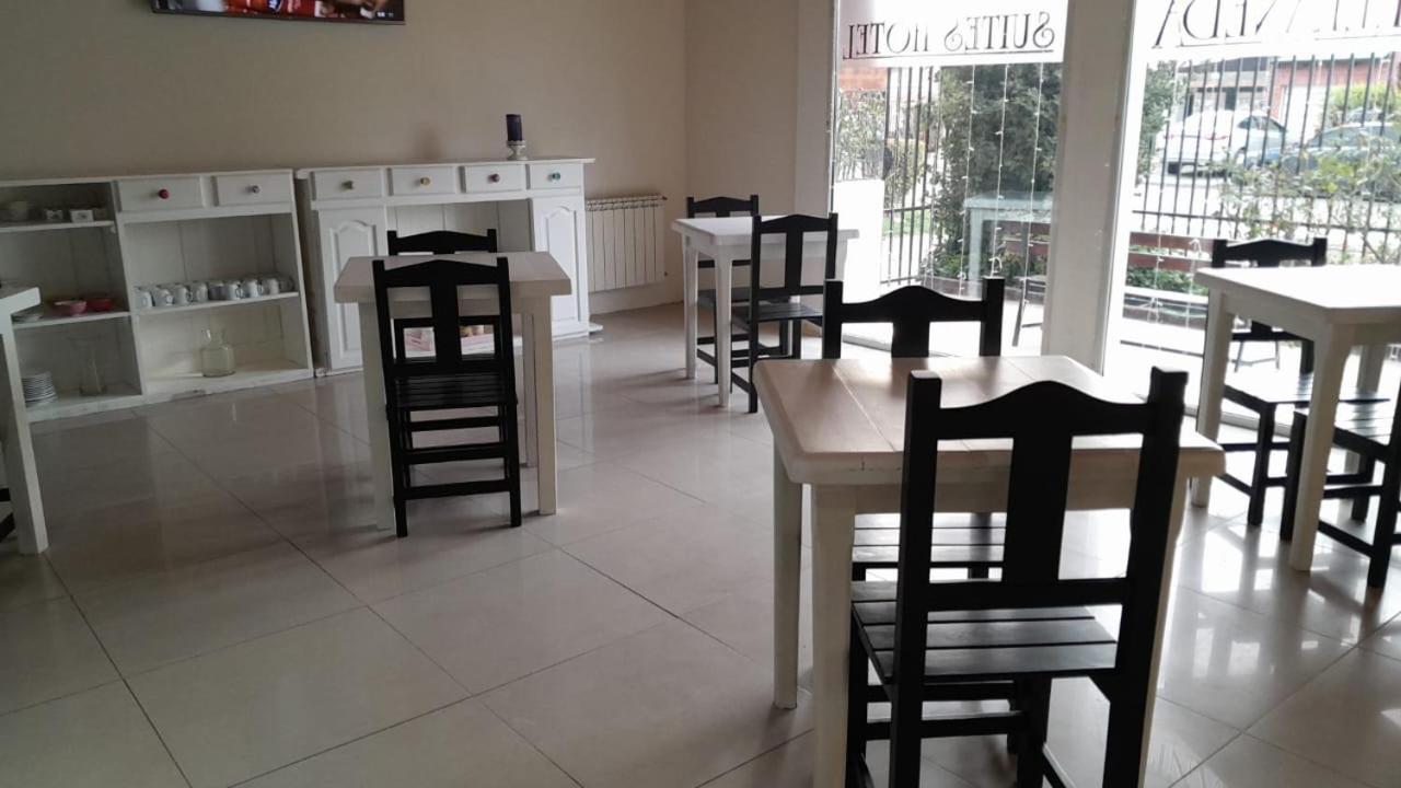 Avellaneda Suites Río Gallegos エクステリア 写真