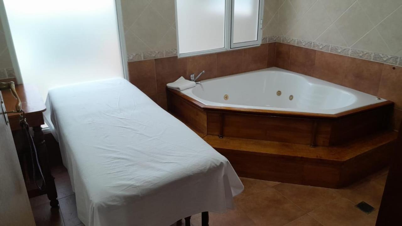 Avellaneda Suites Río Gallegos エクステリア 写真